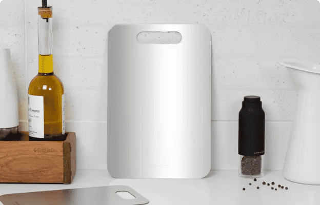 Vanotium Cutting Board